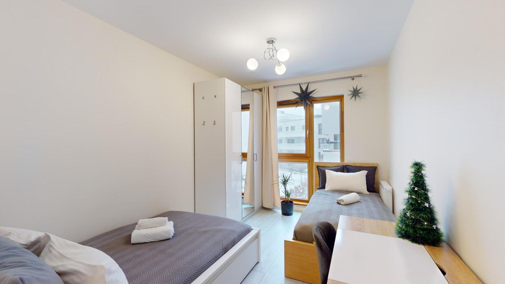 Family House Near The Market Square -Perfect For Family & Business Stays - Ksiecia Witolda Street 500 Steps To Market Square - 2 Bedrooms,2 Parking Places Wrocław Kültér fotó