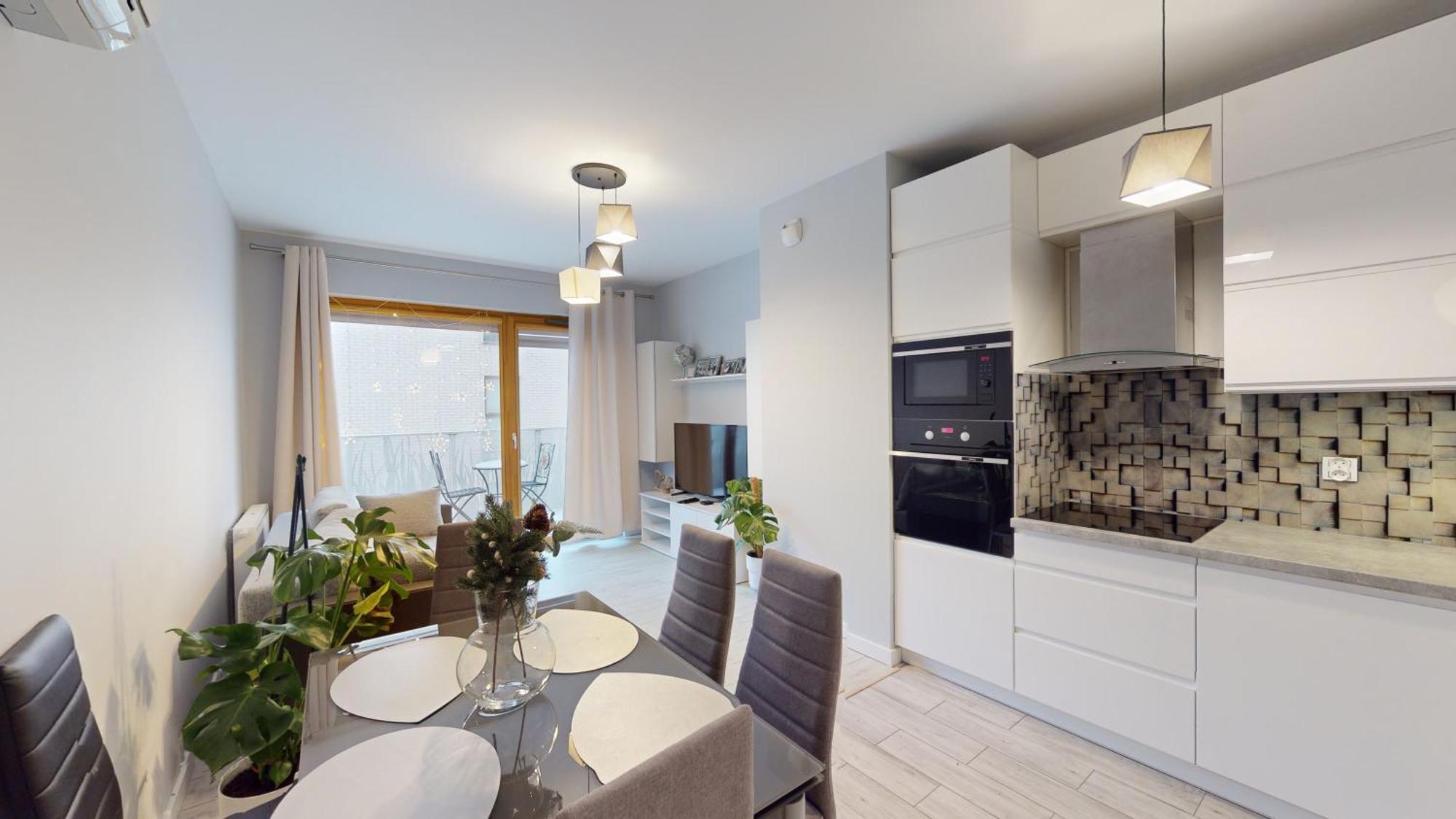 Family House Near The Market Square -Perfect For Family & Business Stays - Ksiecia Witolda Street 500 Steps To Market Square - 2 Bedrooms,2 Parking Places Wrocław Kültér fotó