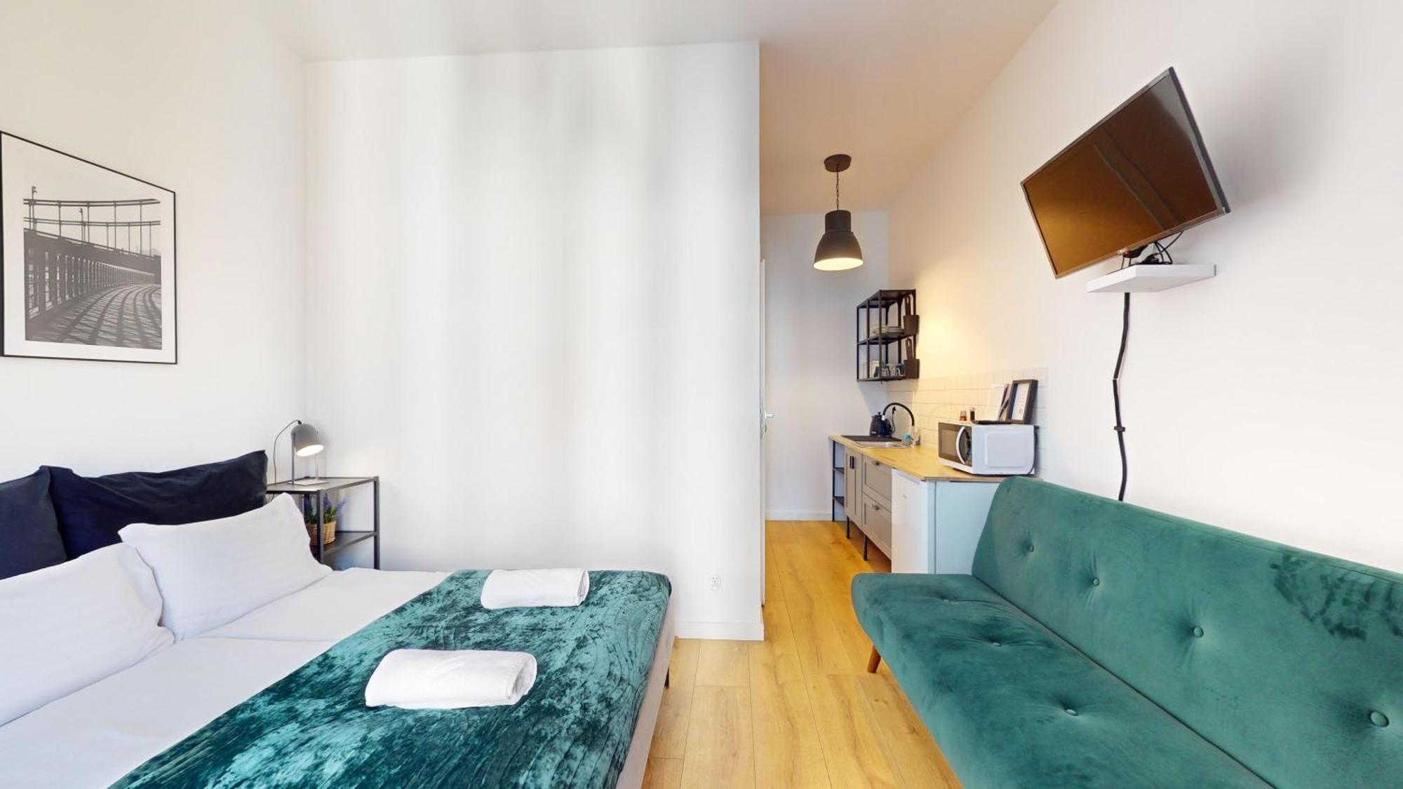 Family House Near The Market Square -Perfect For Family & Business Stays - Ksiecia Witolda Street 500 Steps To Market Square - 2 Bedrooms,2 Parking Places Wrocław Kültér fotó